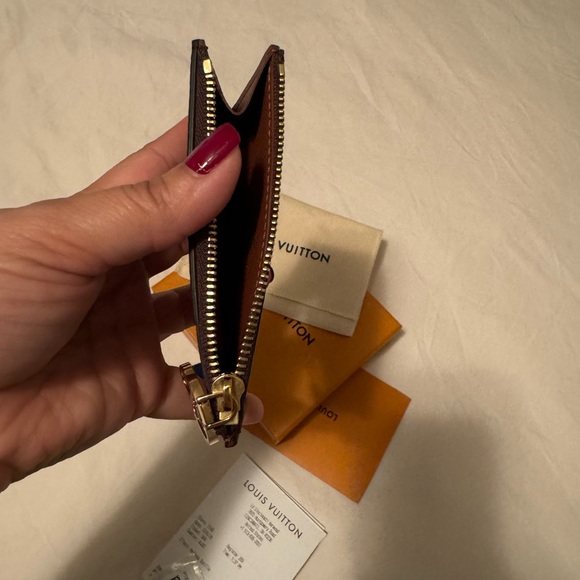 SOLD🔥Louis Vuitton Romy cardholder - Picture 5 of 9